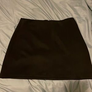 Suade black skirt